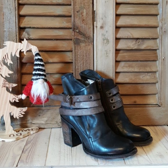 Freebird by Steven Shoes - FREEBIRD By Steven Blaze Black Leather Booties